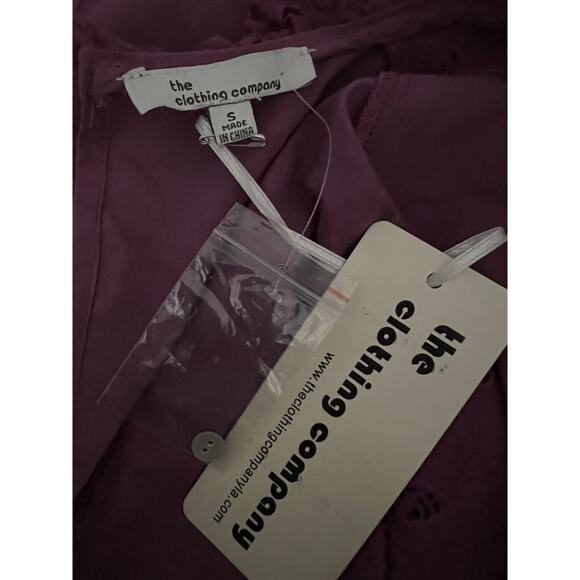 The Clothing Company Womens Purple Lace Eyelet Ruffle Blouse Top Size Small New - Picture 7 of 8